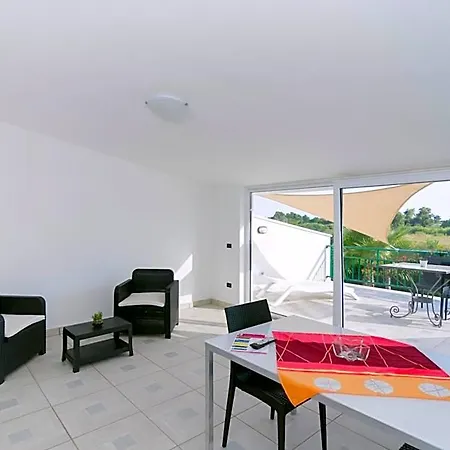 Hotel Brezza Dell'alento 4*